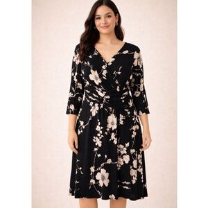 Evan Picone Black Floral Stretch Surplus Dress Size 12 Ruched Waist Feminine